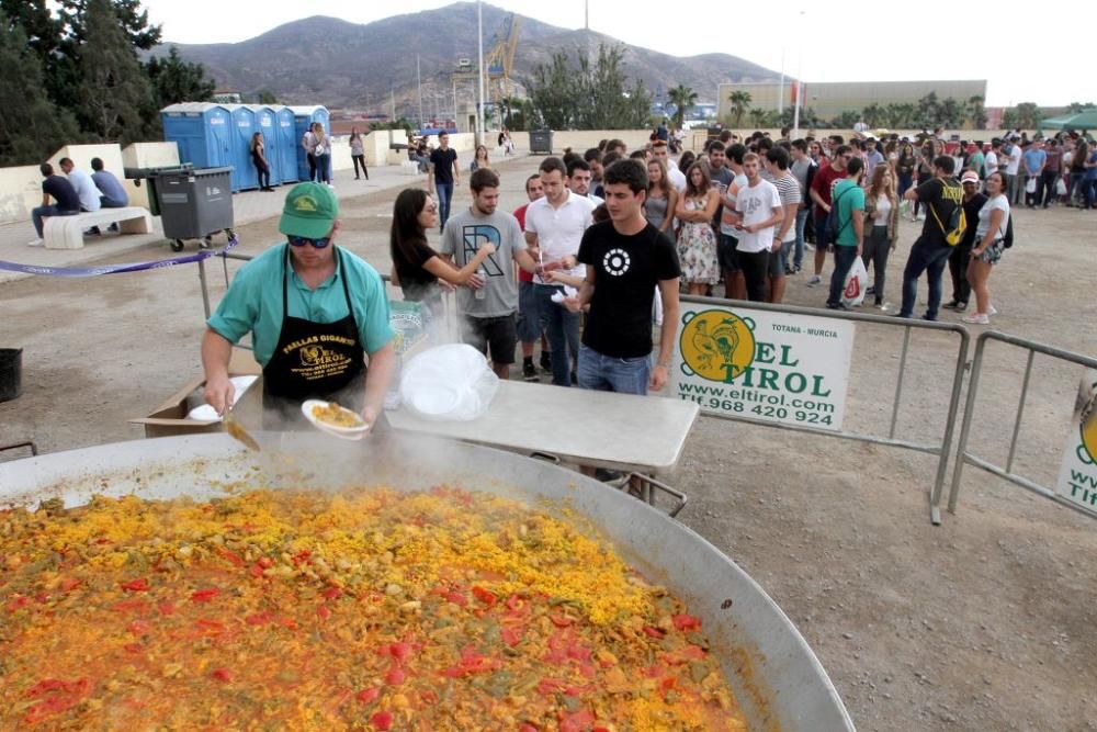 Paellas en la Bienvenida Universitaria de la UPCT