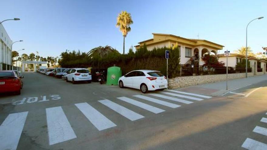 La zona de Oliva en el que se construirá el híper con un gran aparcamiento y accesos nuevos.