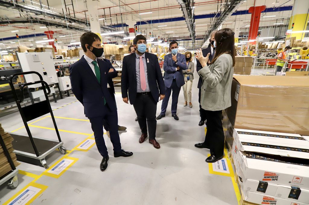 Inauguración del centro logístico de Amazon en Murcia