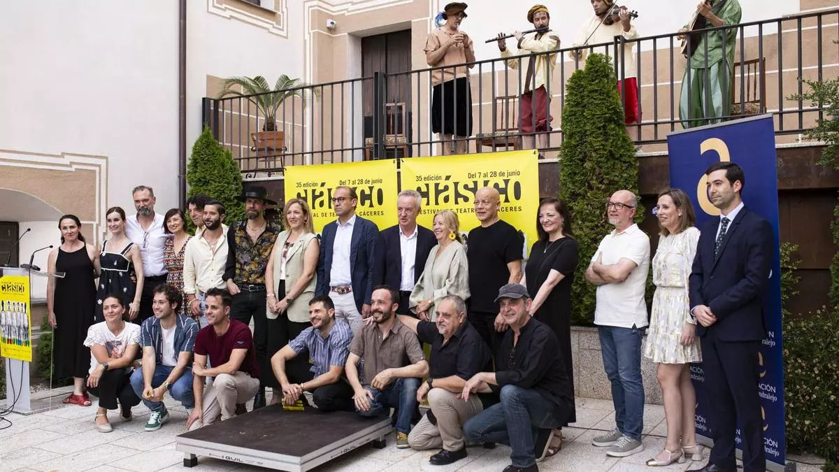 La ciudad monumental se funde este mes con el gran elenco del siglo de Oro