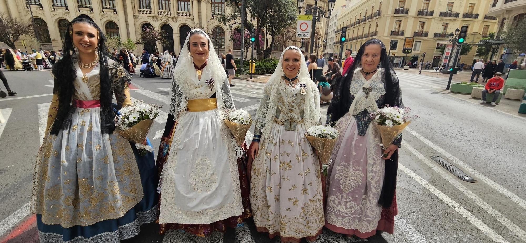 Las Fallas en la Ofrenda de San Vicente Ferrer 2024