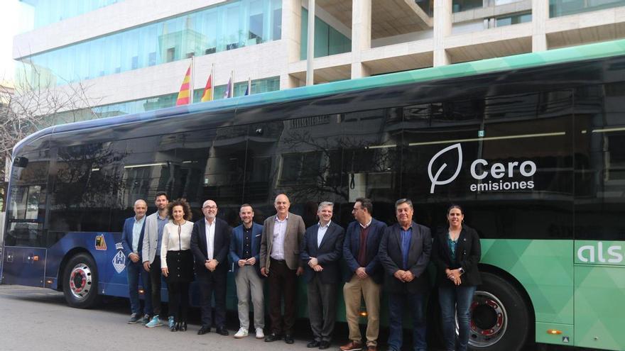 Los nuevos autobuses de Ibiza empezarán a circular el 1 de abril