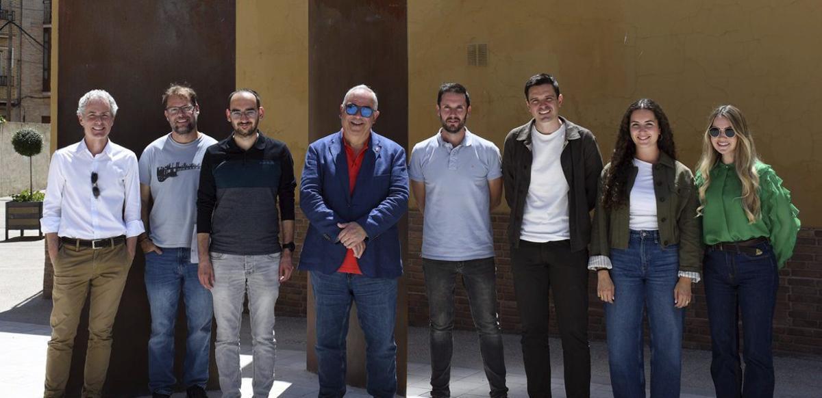 Foto de familia de la corporación local. | AYUNTAMIENTO DE ZUERA