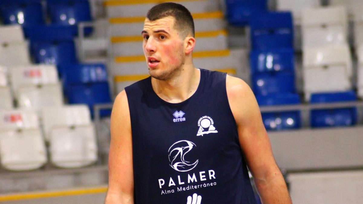 Suskavcevic, durante un entrenamiento con el Palmer Palma