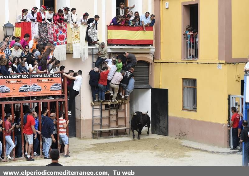 GALERÍA DE FOTOS -- Jornada taurina en Almassora con nombre de torero