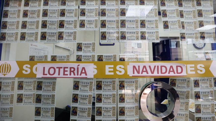 Ventanilla de una administración de lotería de Ibiza, hace unos días. | JUAN A. RIERA