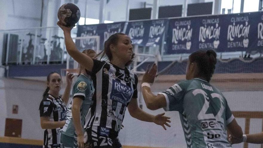 El Rincón Fertilidad ganó el primer choque de Liga ante el Zuazo.