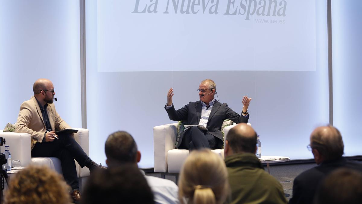 EN IMÁGENES: Así fue la participación  de Diego Canga en los encuentros electorales que organiza LA NUEVA ESPAÑA