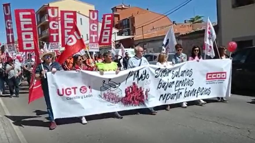 VÍDEO | Los sindicatos salen a la calle en Zamora para reclamar subidas salariales y bajar precios