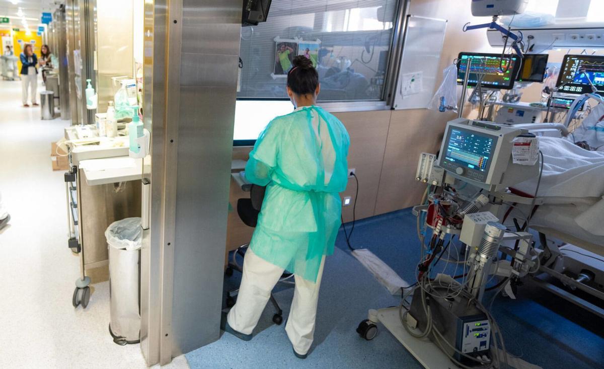 El dèficit sanitari consumirà la meitat dels 4.700 milions per a Catalunya