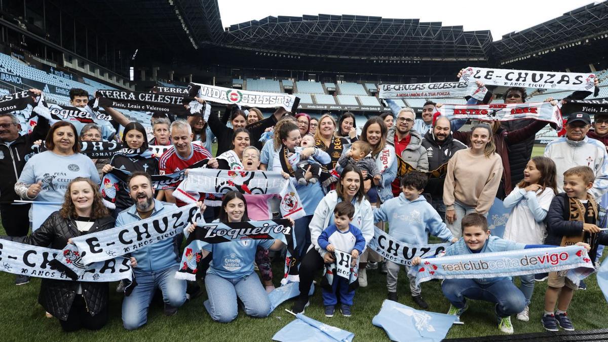 Miembros de diferentes peñas reunidos en Balaídos se conjuran para ayudar a la salvación del Celta