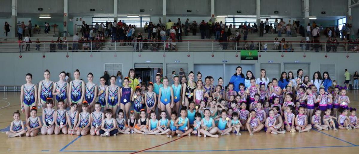 El domingo hubo exhibición de gimnasia rítmica.
