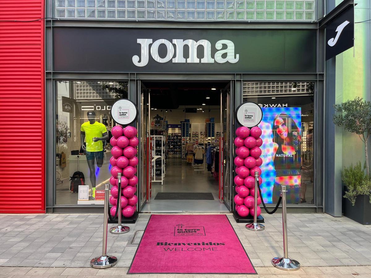 Tienda de Joma en la Torre Outlet