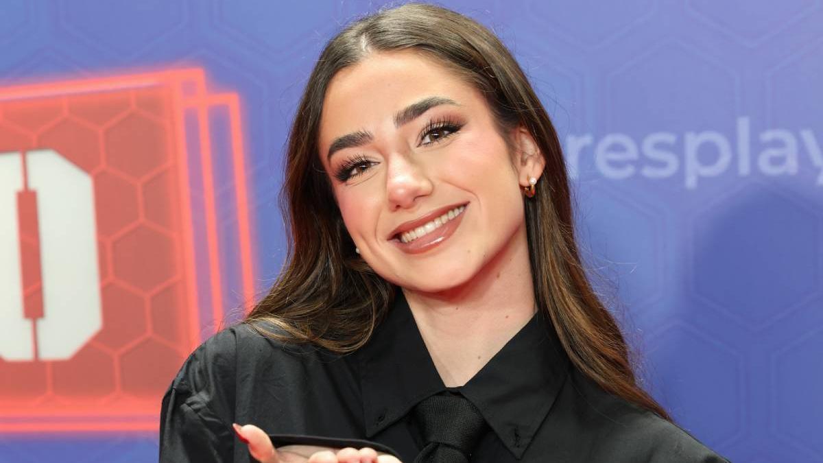 Lola Lolita pillada en una cita con su nuevo novio