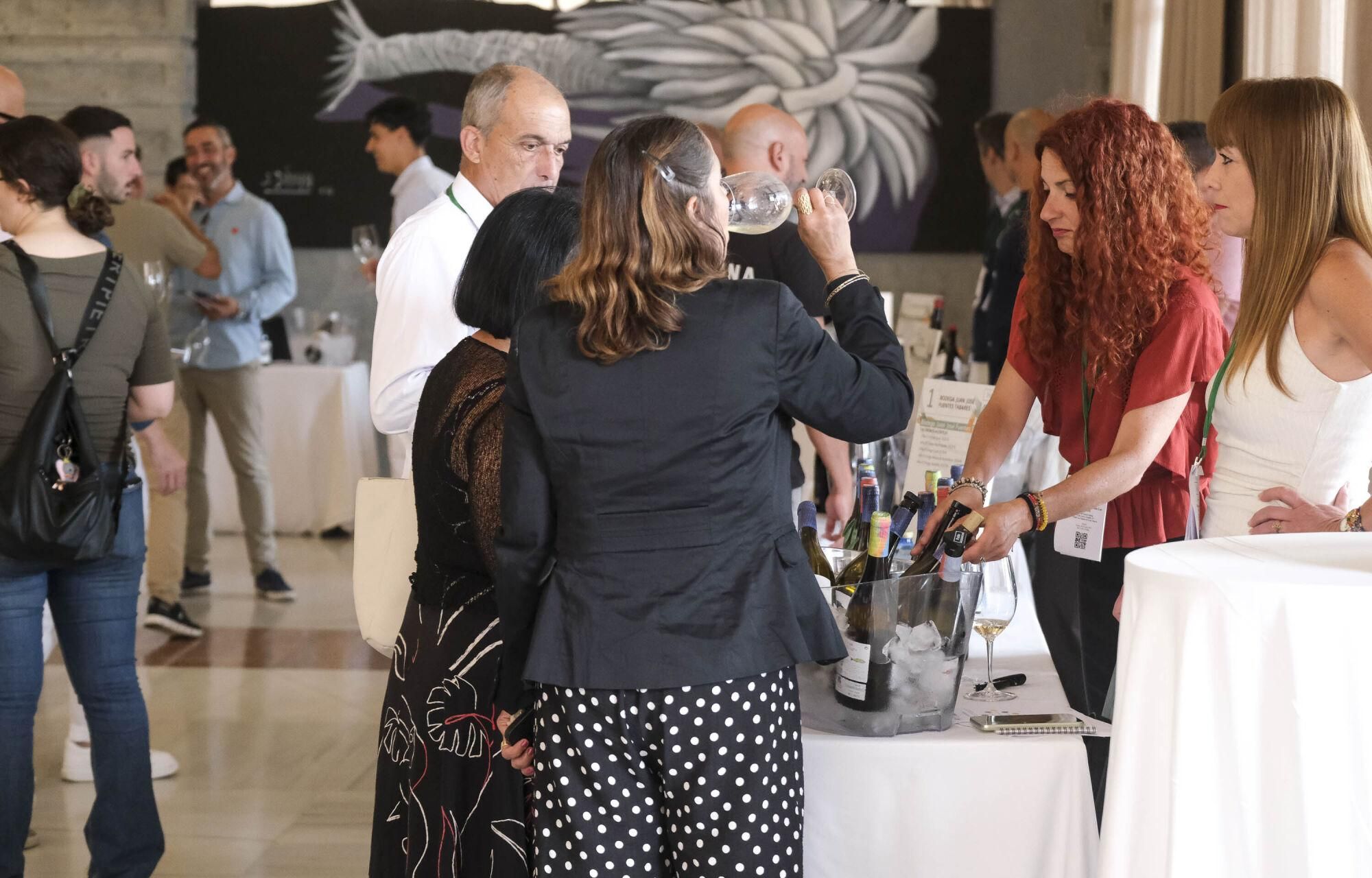 Encuentro en Gran Canaria de responsables de la Guía de vinos Peñín