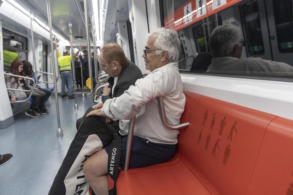 La L3 del metro de Barcelona estrena el primer tren de la serie 7.000