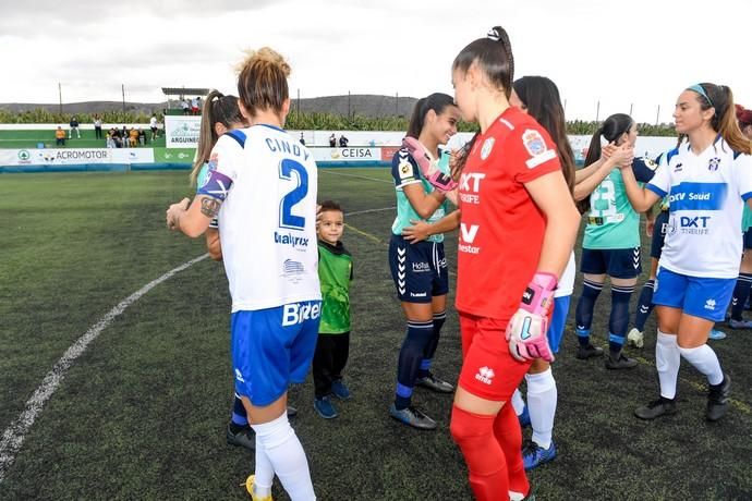 26-01-20  DEPORTES. CAMPOS DE FUTBOL MUNICIPAL DE ARGUENEGUIN. ARGUINEGUIN. MOGAN. Partido de futbol femenino entre los equipos del Femarguín contra el Tenerife B disputado en Campo de futbol Municipal de Arguineguin.  Fotos: Juan Castro  | 26/01/2020 | Fotógrafo: Juan Carlos Castro