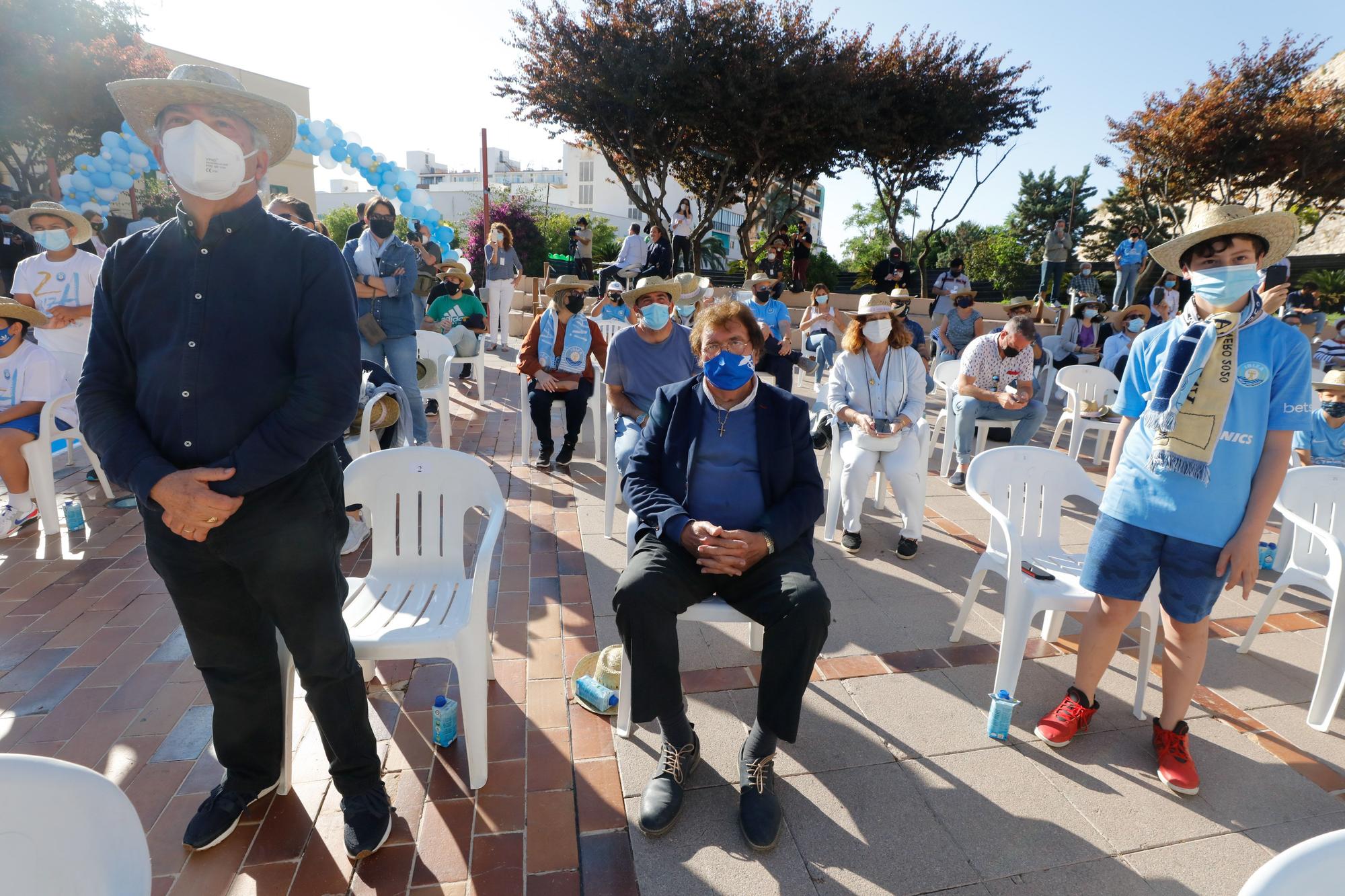 Imágenes de la celebración en casa de la UD Ibiza