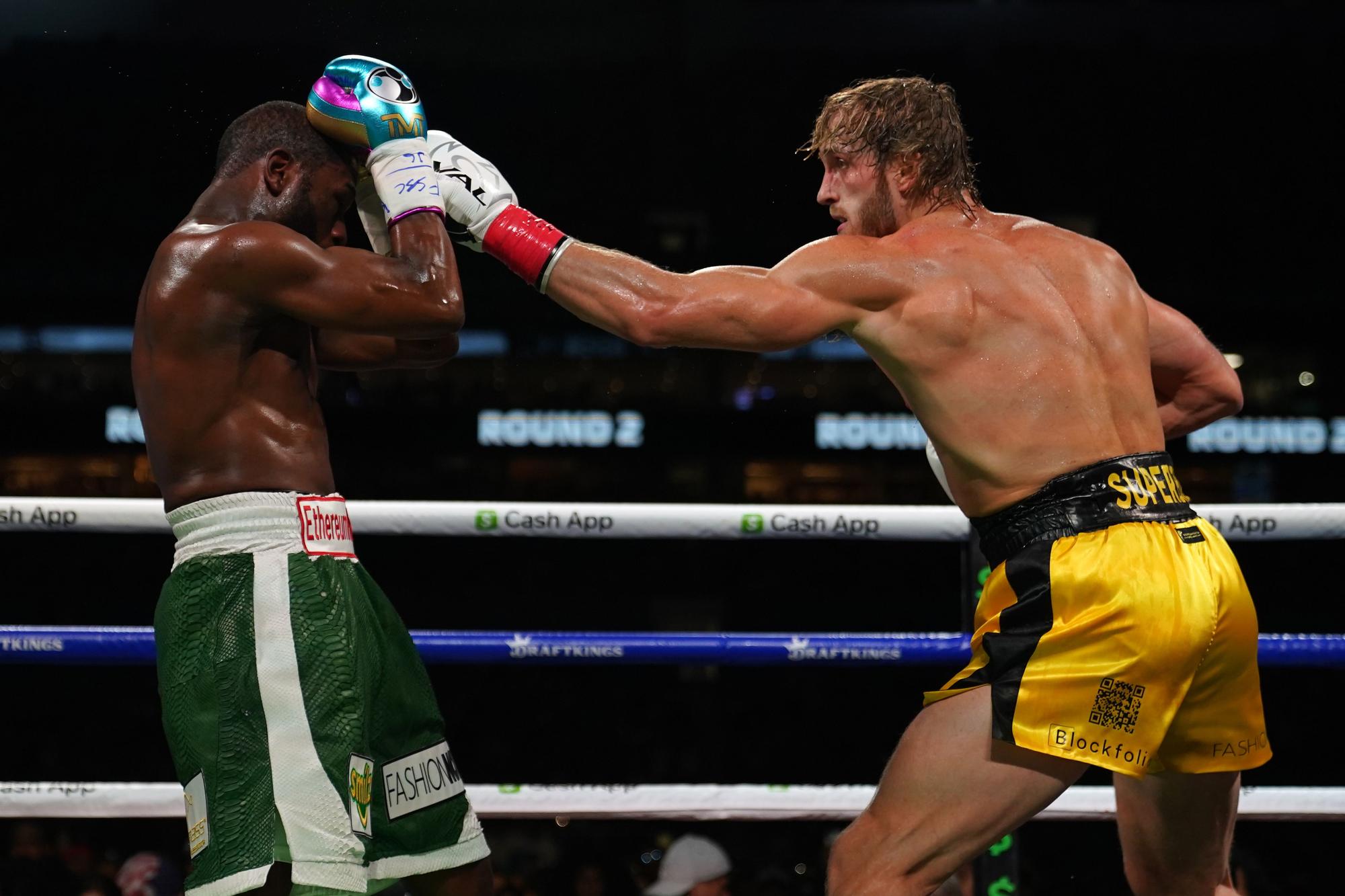 Combat de boxa entre Floyd Mayweather i Logan Paul