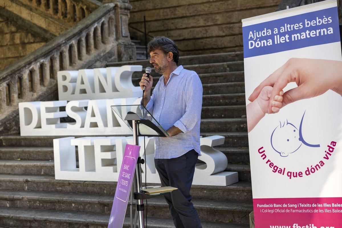 Baleares homenajea a las madres que donan leche para bebés prematuros
