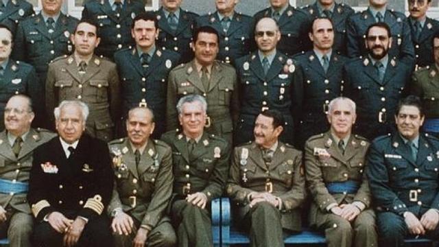 Els militars jutjats per l’intent de cop del 23F, en una foto en la qual falta el general Armada. | EL PERIÓDICO