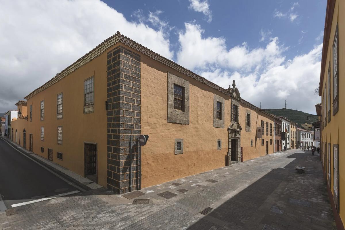 Fachada del Museo de Historia y Antropología de Tenerife, situado en la Casa Lercaro de La Laguna.
