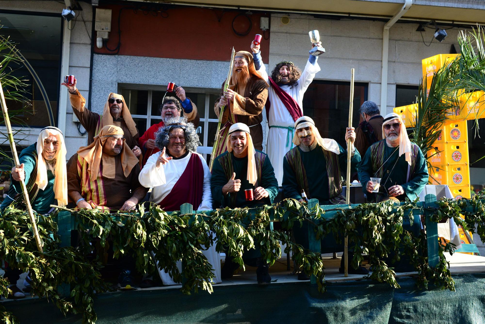 Moaña "llora" el fin del carnaval con el Enterro da Sardiña