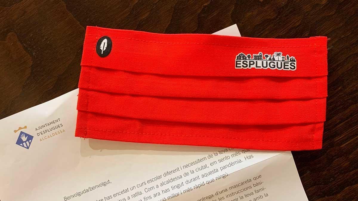 Más de 5.000 mascarillas reutilizables para los jóvenes de Esplugues