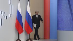 Russian President Vladimir Putin addresses the Federal Assembly