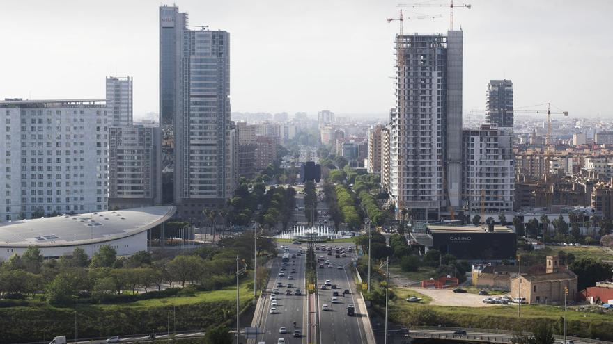 La avenida Corts Valencianes será asfaltada para reducir los ruidos