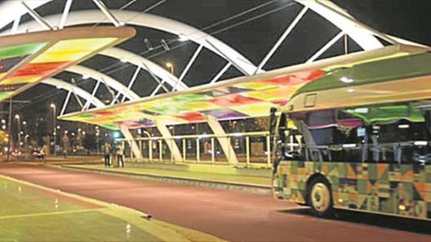 TRAM y autobuses circularán las 24 horas en Nochevieja