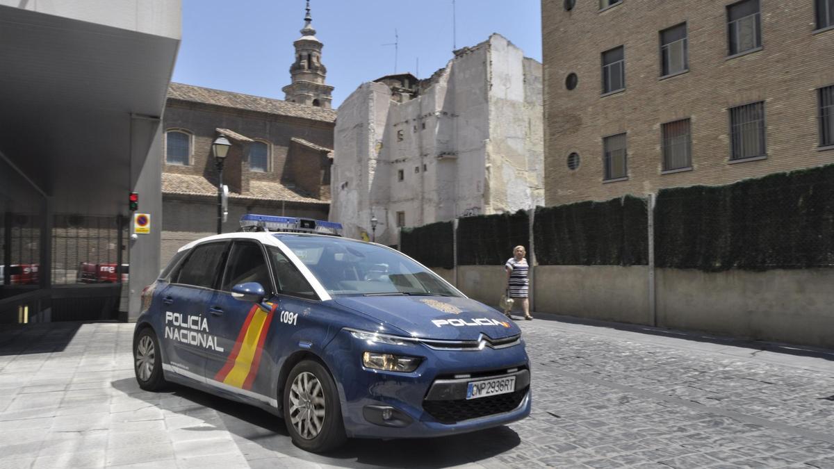 Imagen de archivo de un coche de la Policía.