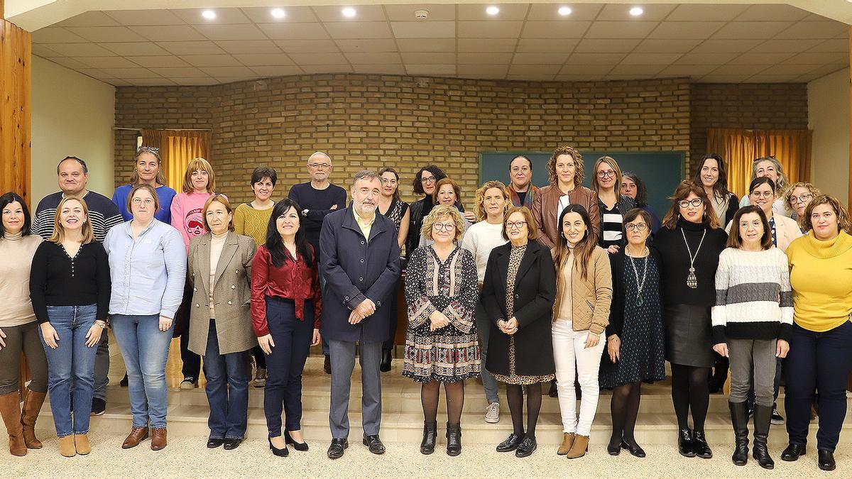 Representantes de los municipios integrados en la Red contra la Violencia de Género de la Diputación de València.