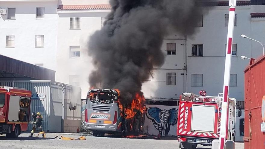 Incendio en la estación de autobuses de Lucena