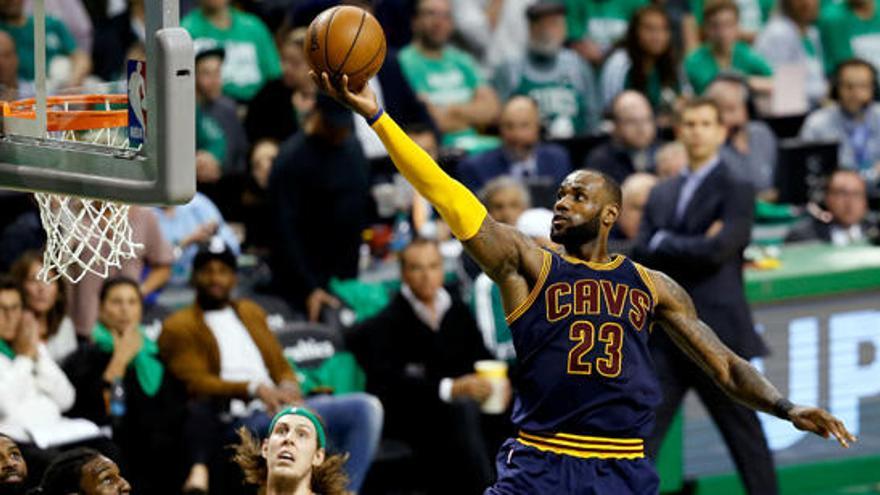 LeBron James ha vuelto a hacer historia