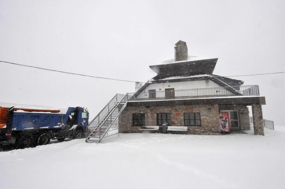 Primera nevada en Pajares