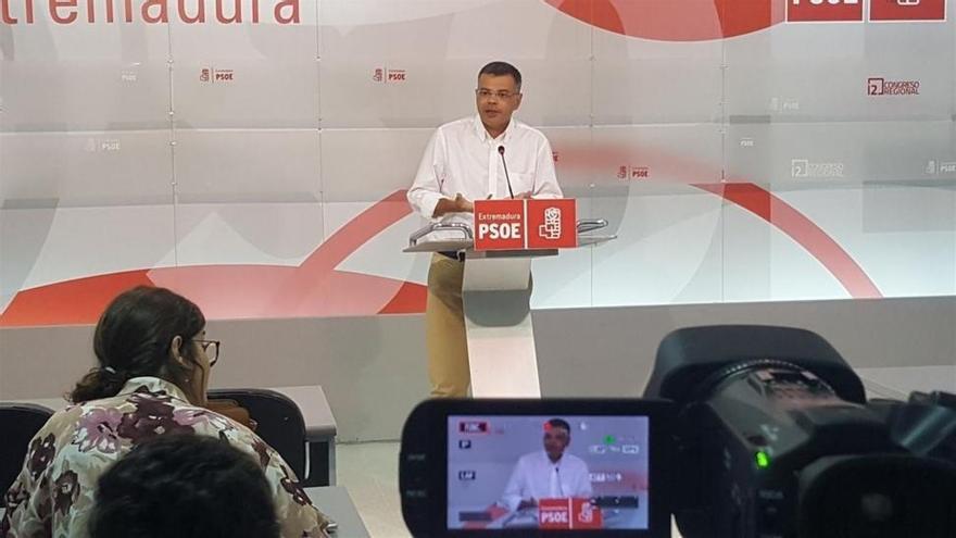 El PSOE extremeño reitera que es &quot;momento&quot; de movilización y presión a Fomento para contar con un tren del &quot;siglo XXI&quot;