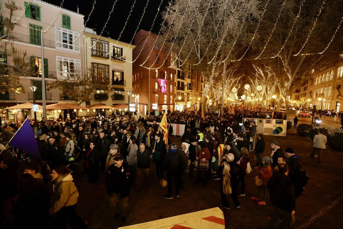 Así ha sido la manifestación reivindicativa por la Diada del 31D.