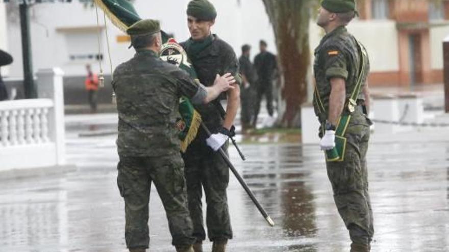 Miembros del GOE «Granada II» ayer en la parada militar en el cuartel de Rabasa.