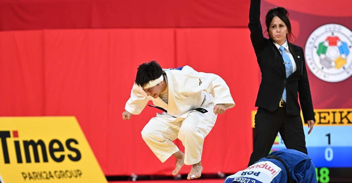 Julia Figueroa celebra el pase a la final en Tokio.