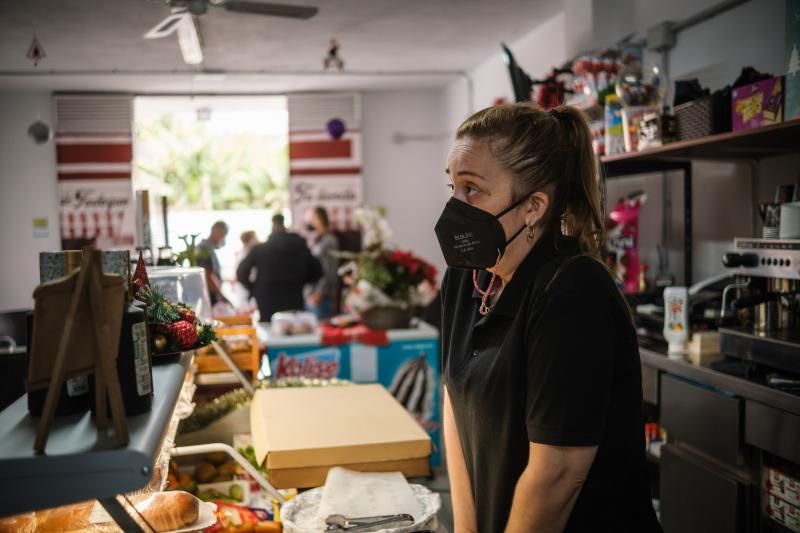 Reapertura de la tienda Todoque tras ser arrasada por el volcán de La Palma