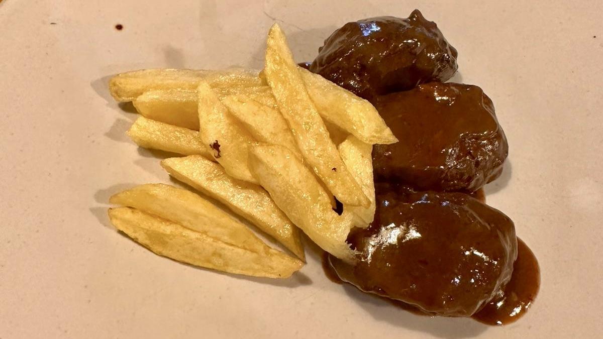 El jabalí guisado de Texu (Asturias).