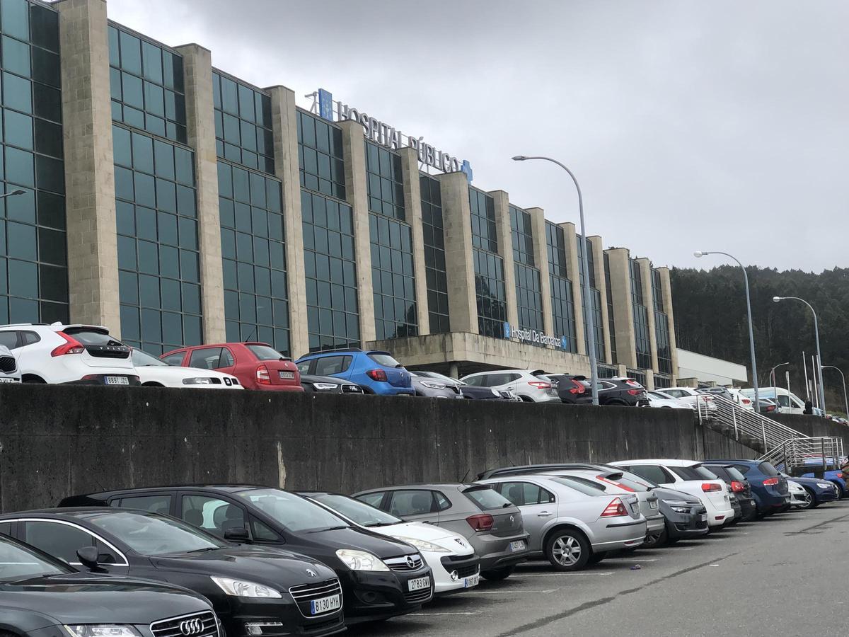 Fachada del hospital comarcal del Barbanza, que será objeto de ampliación