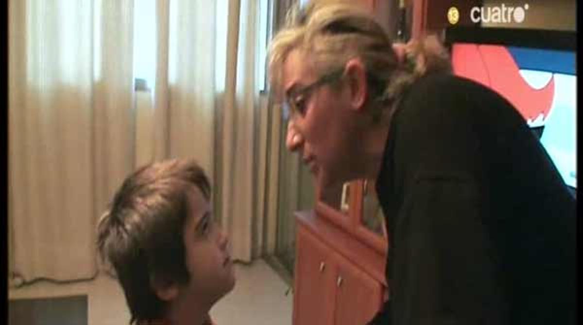 Carmen i el seu fill Angelito (’21 días’ Cuatro). Article de Ferran Monegal.