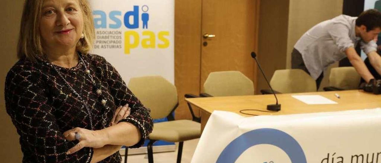 Nuria Antuña, ayer, antes de participar en la mesa redonda sobre diabetes, en Gijón.
