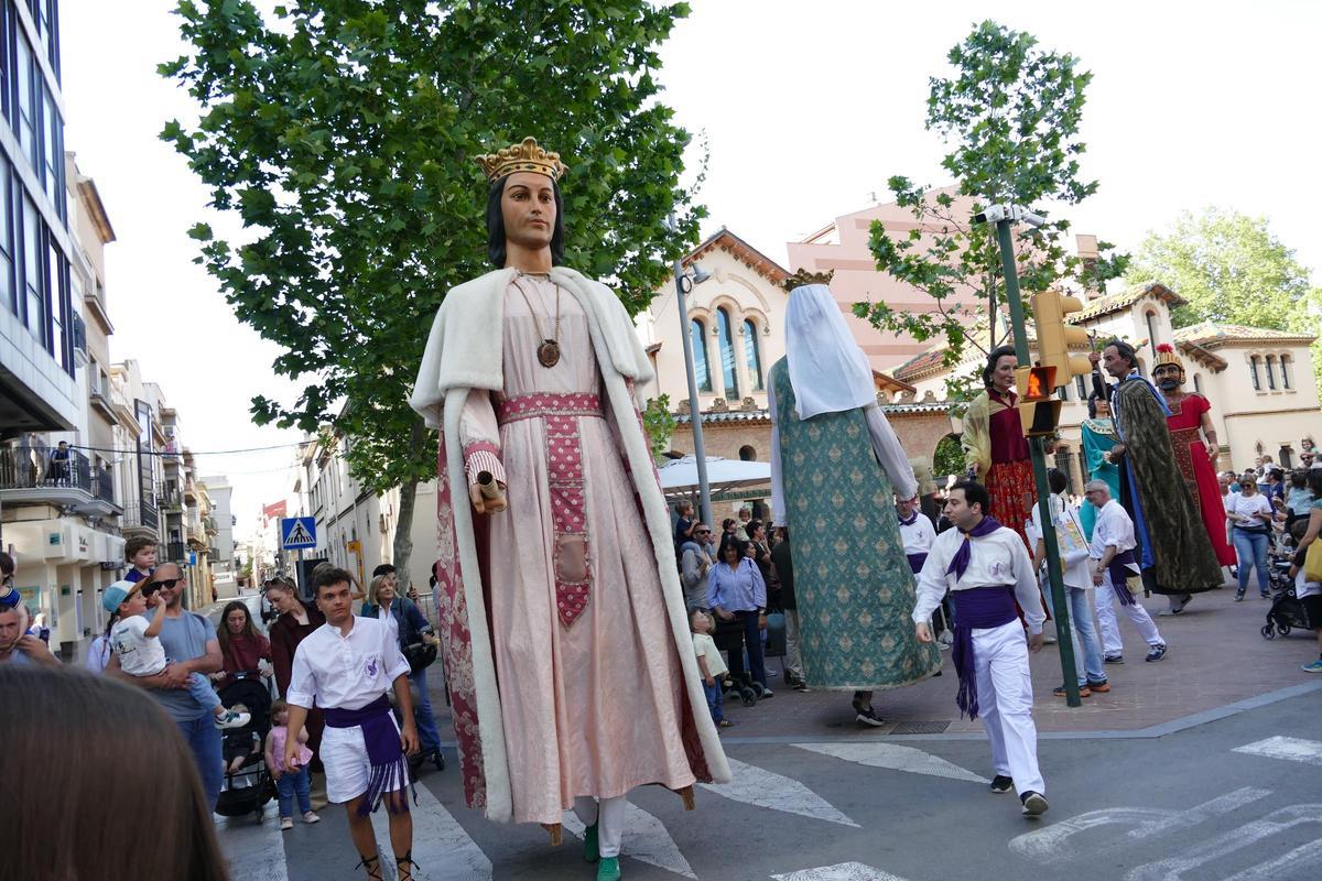 EN IMATGES | El seguici popular figuerenc obre el camí a les Fires i Festes de la Santa Creu EN IMATGES | El seguici popular figuerenc obre el camí a les Fires i Festes de la Santa Creu