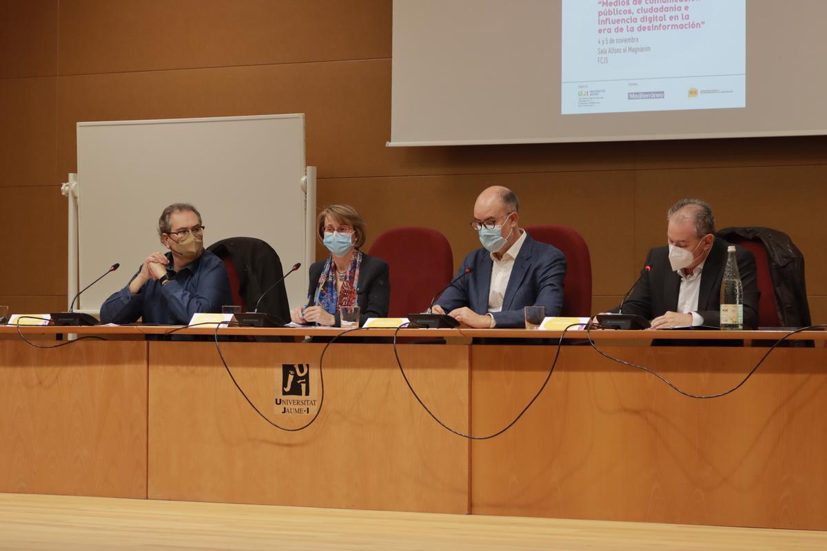 Presentación ComLoc 2021