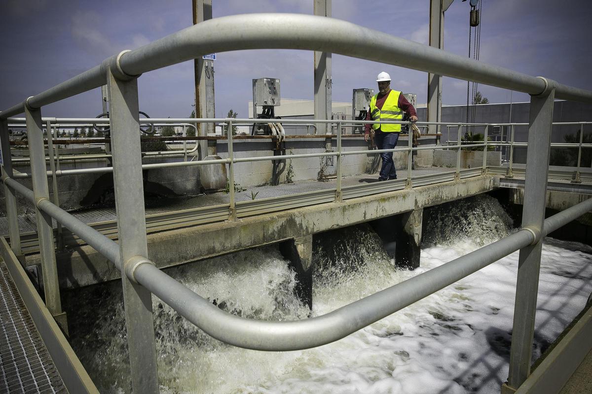 Estación Regeneradora de Agua del Baix Llobregat.