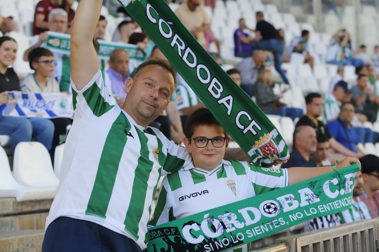 Córdoba CF-Mirandés: las imágenes de la afición en El Arcángel