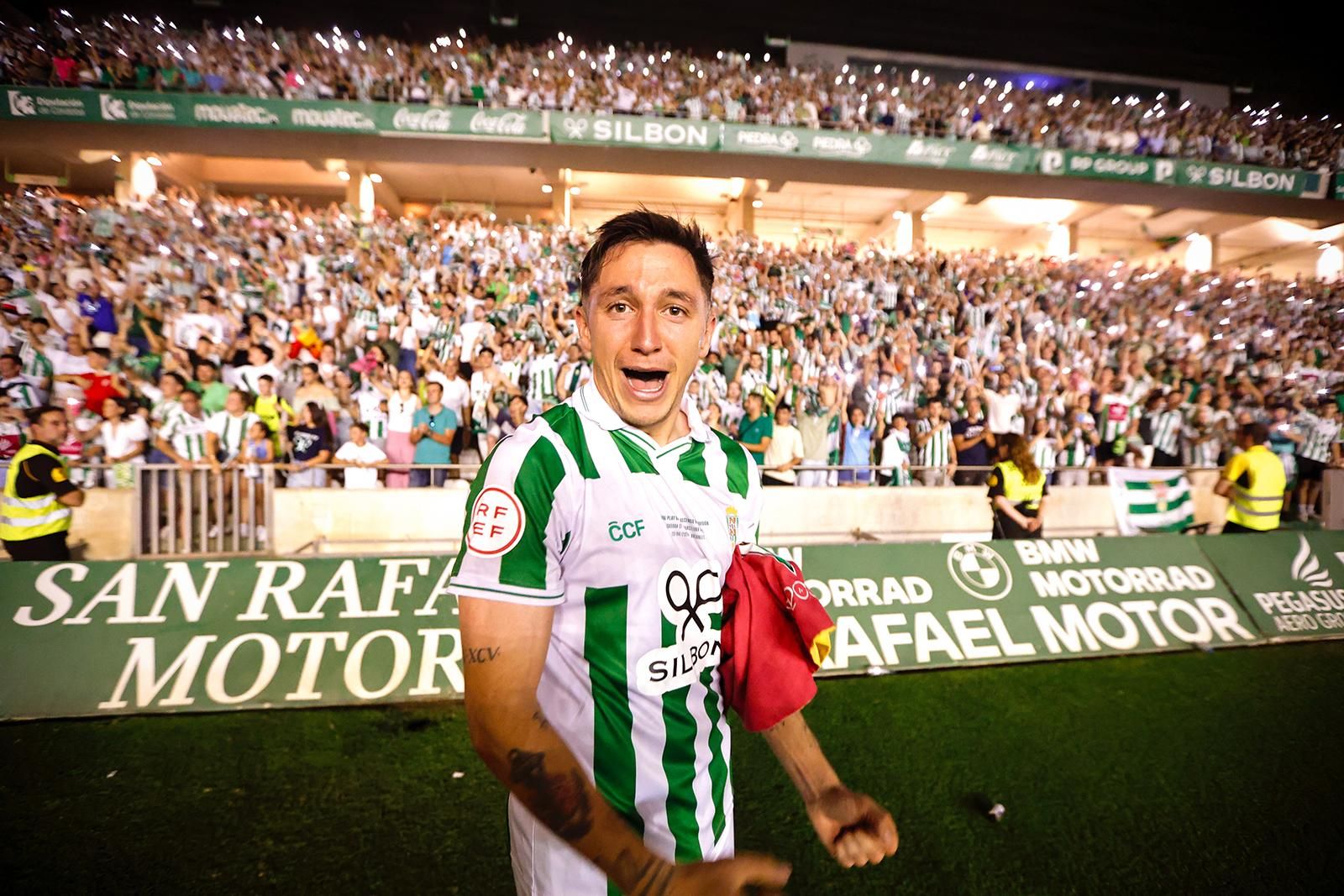 El Córdoba CF vuelve a Segunda / Las mejores imágenes de una noche para la historia